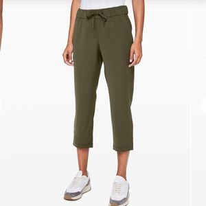 Lululemon On the Fly Crop 23”